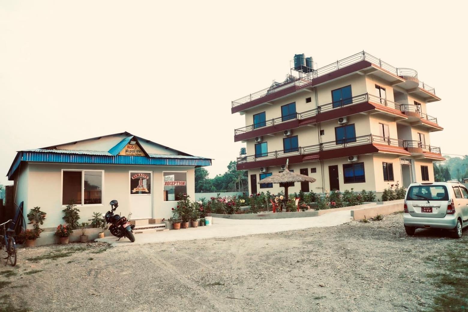 索拉哈 Typical Nepali Kitchen - No Pizza - No Pasta - No Problem !!酒店 外观 照片